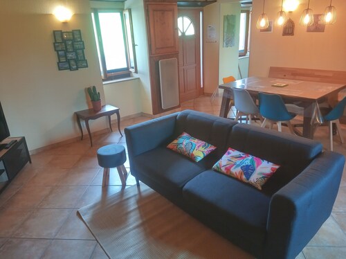 Maison de Campagne au Milieu de la Nature