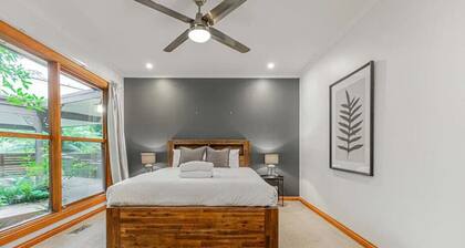 Tranquil 4 Bedroom Cottage in Olinda