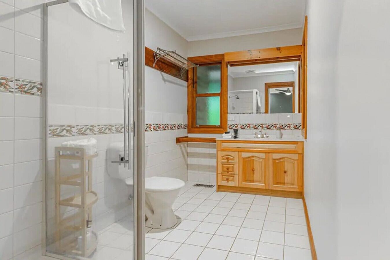 Hair dryer, towels