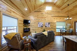 Smart TV y chimenea