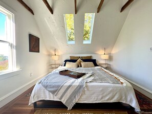 2 camere, una scrivania, ferro/asse da stiro, Wi-Fi gratuito