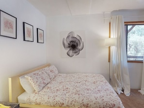 5 chambres, accès au Wi-Fi (inclus), literie fournie