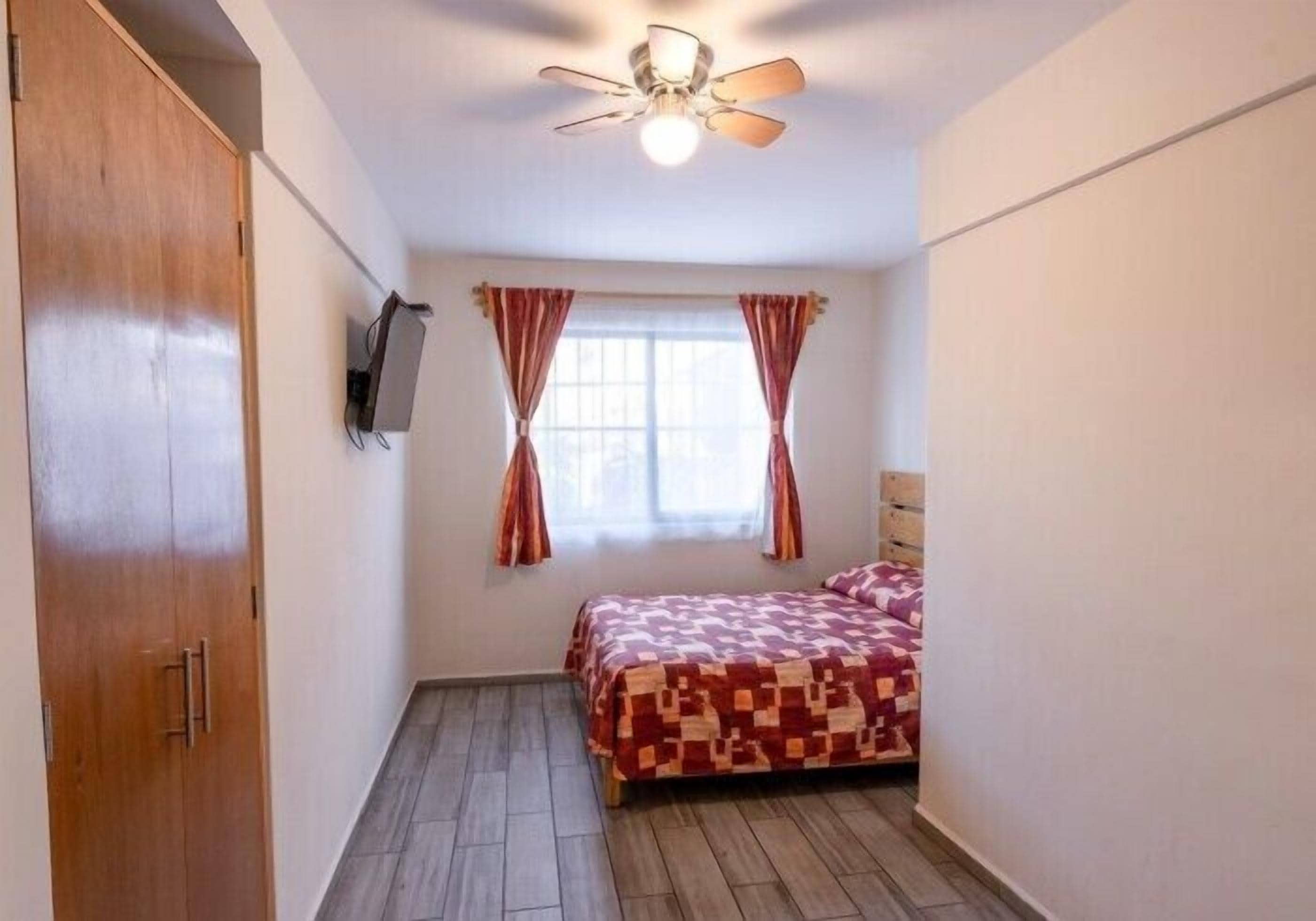 Foto - Hotel Meson de Sara