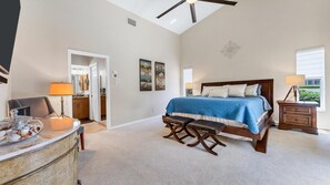 3 bedrooms, desk, iron/ironing board, free WiFi