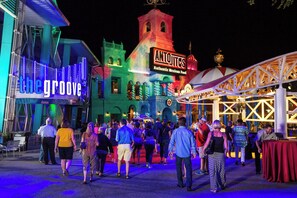 Immagine non classificata, 5 di 60, pulsante