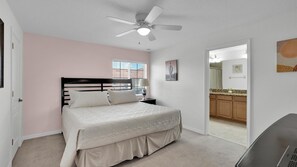 5 bedrooms, desk, iron/ironing board, free WiFi - New Listing! Paradise Palms Resort, 6mi to Disney & 14mi to Universal - GRH509175 (Kissimmee)