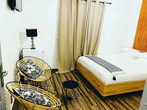 5 bedrooms, WiFi - Moya Résidence by MD (Labattoir)
