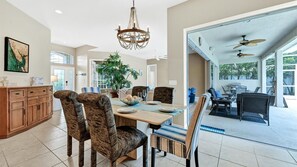 Dining - New Listing! Charlotte Harbor Area Resort, 120mi to Disney & 134mi to Universal - GRH515667 (Rotonda West)