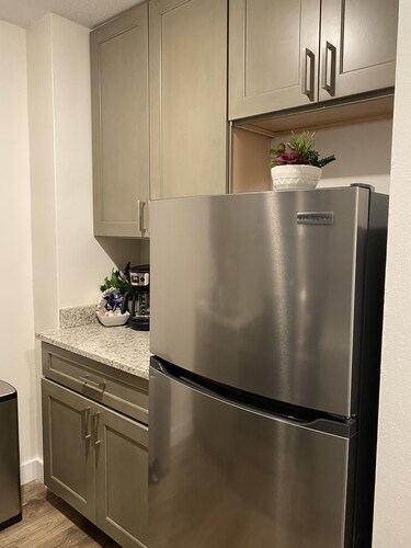 Modernized Studio Apartment in Gadsden, AL