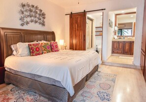 Bügeleisen/Bügelbrett, WLAN, Bettwäsche