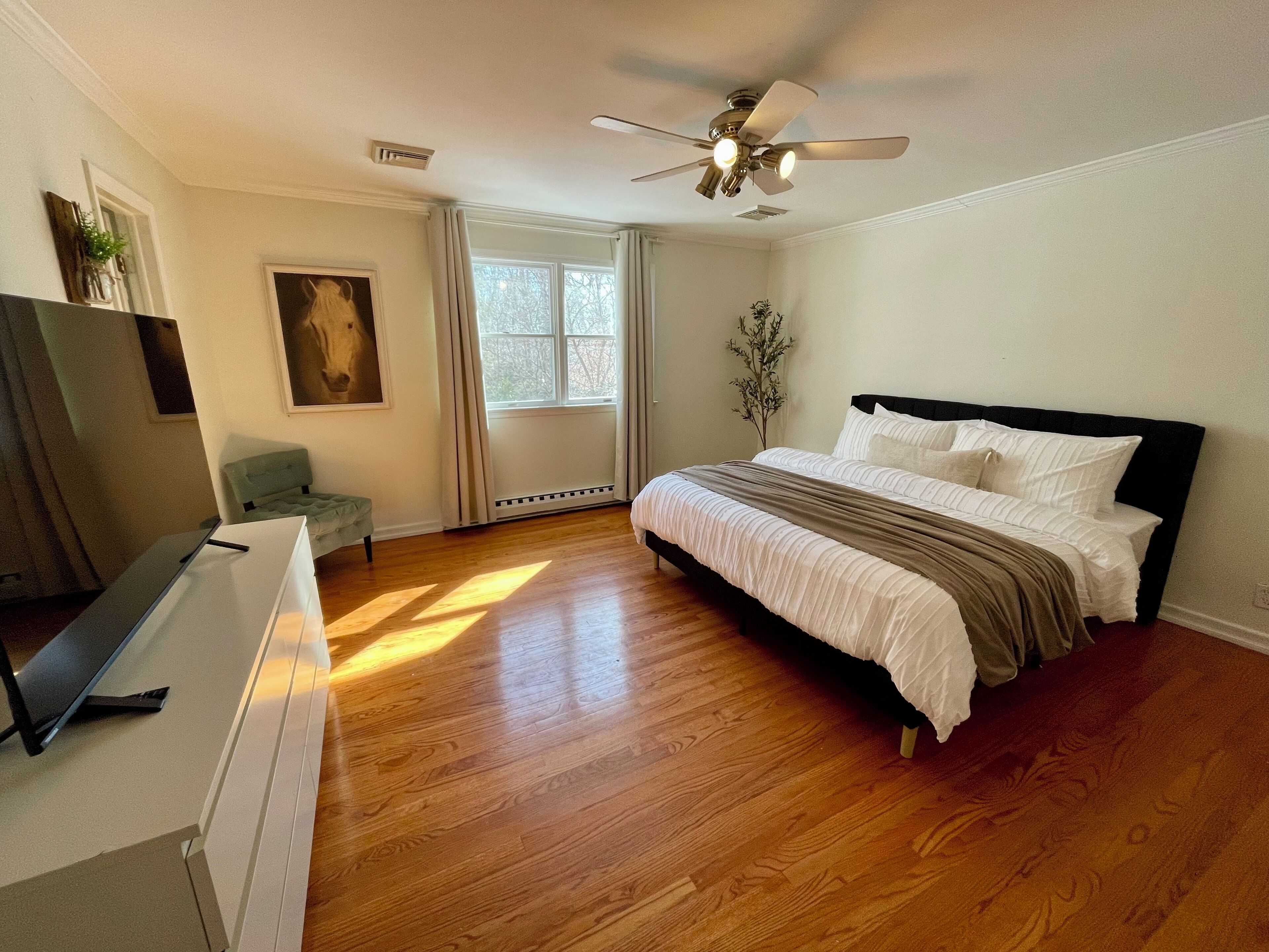 3 Schlafzimmer, Reisekinderbett, kostenloses WLAN, Bettwäsche