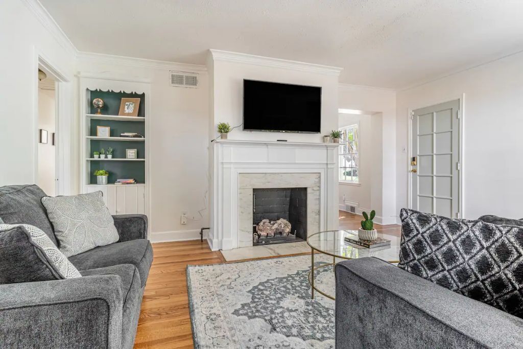 *NEW* Charming Memphis Bungalow near Cooper Young
