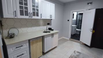 Economy Condo, Annex Building | Private kitchen | Fridge, microwave, stovetop, toaster