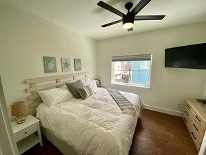 3 bedrooms, iron/ironing board, travel cot, WiFi