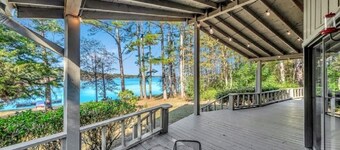 Your Private Lakefront Retreat