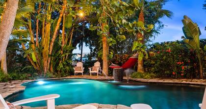 Funky coconut luxury apartment