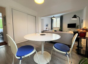 Dining - GALARDIA - SARE - Gîte (SARE)