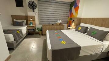Superior Triple Room | Hypo-allergenic bedding, individually decorated, laptop workspace
