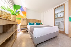 Hypo-allergenic bedding, desk, free WiFi, bed sheets - Hotel Medallo City (Medellín)