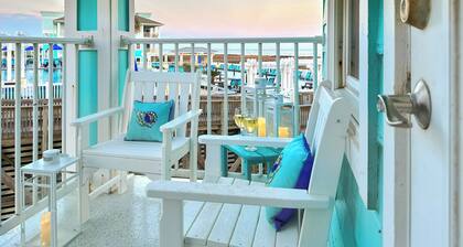Luxury Renovated Beachfront Oasis
