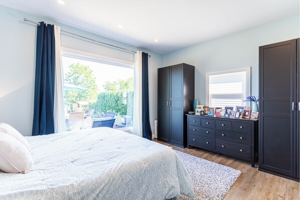 1 bedroom, desk, iron/ironing board, free WiFi