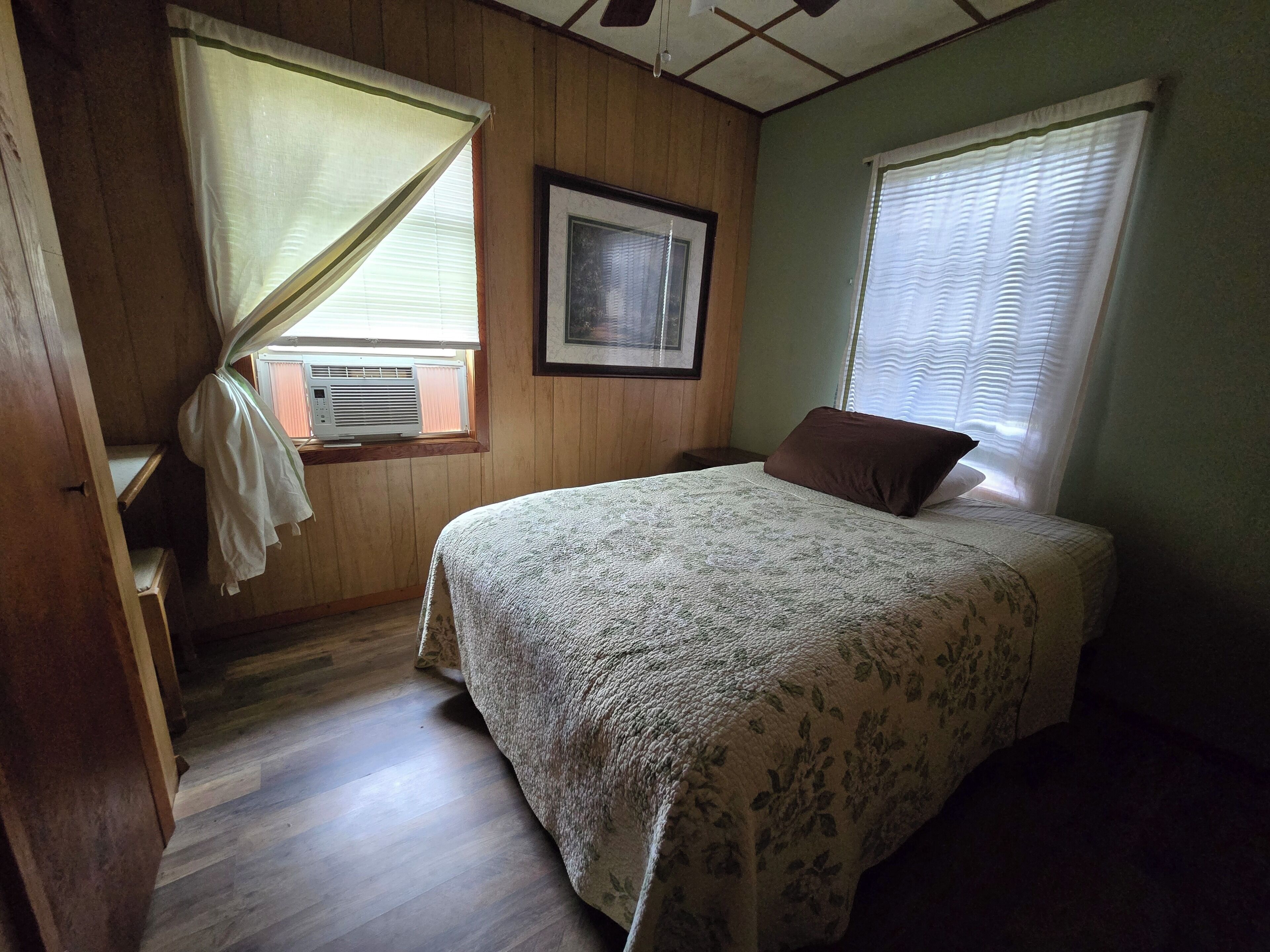 2 bedrooms
