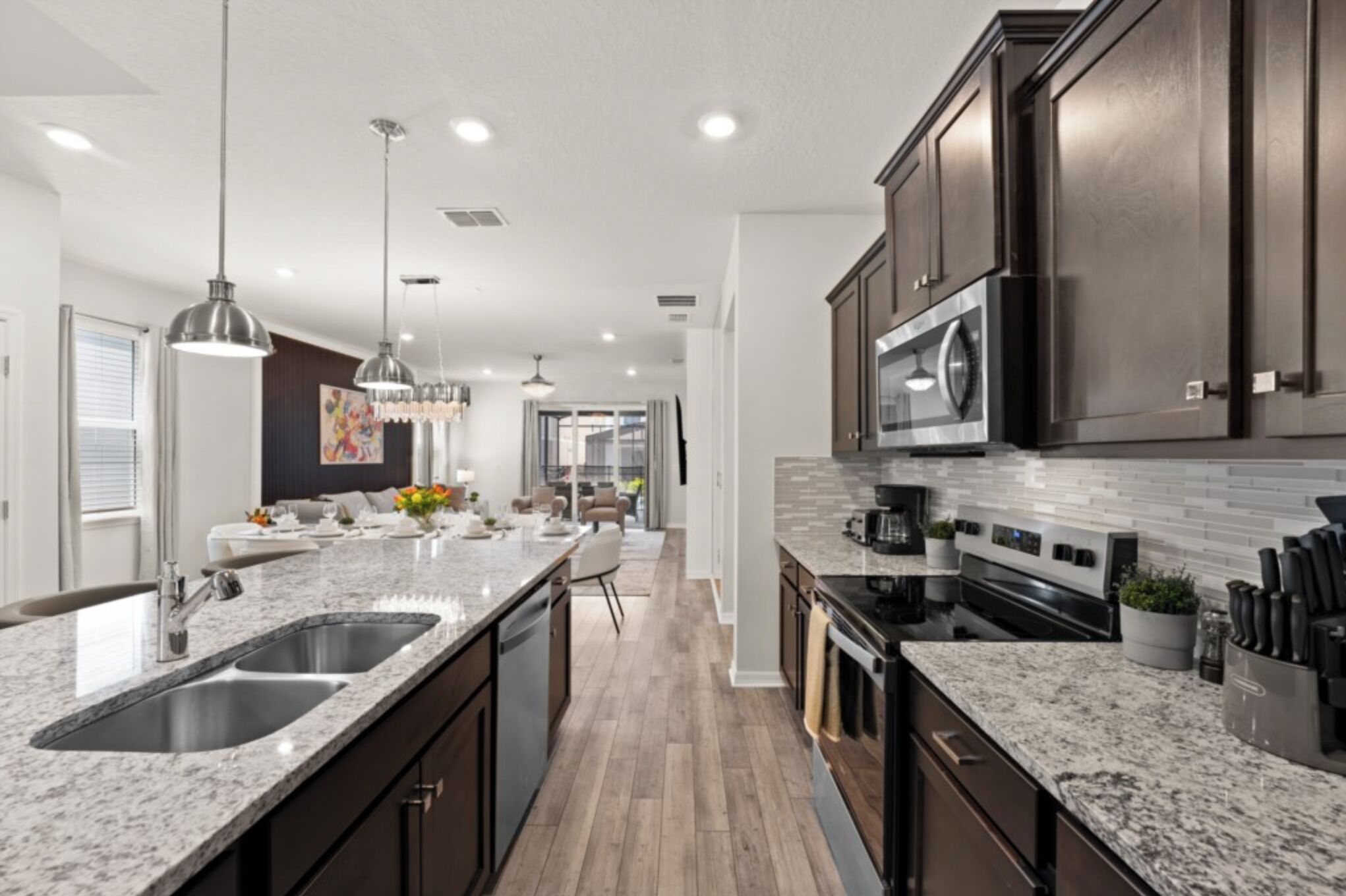 Hus – basic, flere soverom, bassengutsikt, ved basseng | Eget kjøkken | Kjøleskap, mikrobølgeovn, ovn og kokeplater