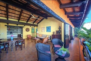 Outdoor dining - 2 bedroom/2 bathrooms with stunning beach views! (Puerto Vallarta)