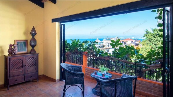 Interior - 2 bedroom/2 bathrooms with stunning beach views! (Puerto Vallarta)