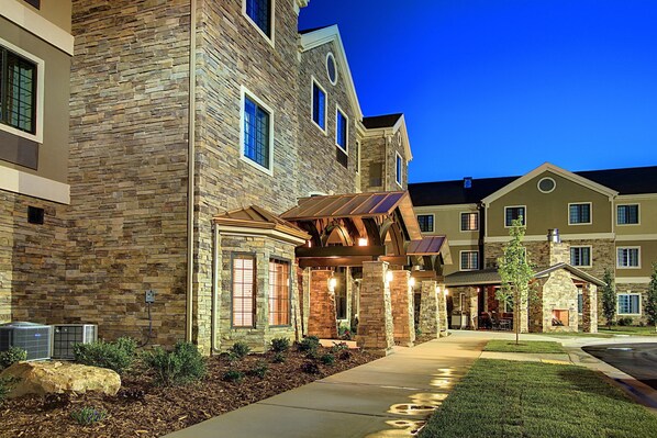 Exterior - Studio Suite | Free Breakfast + Pool, Hot Tub (West Valley City)