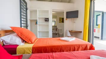 1 bedroom, iron/ironing board, free WiFi, bed sheets