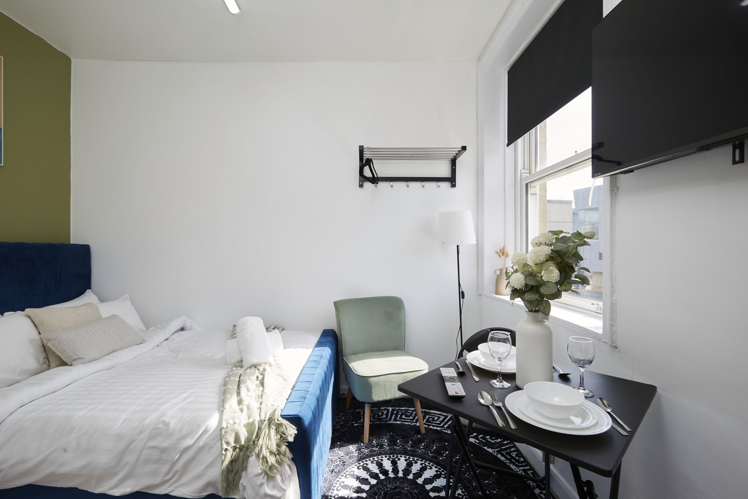 คอมฟอร์ทสตูดิโอ, ห้องน้ำในตัว | ร้านอาหาร