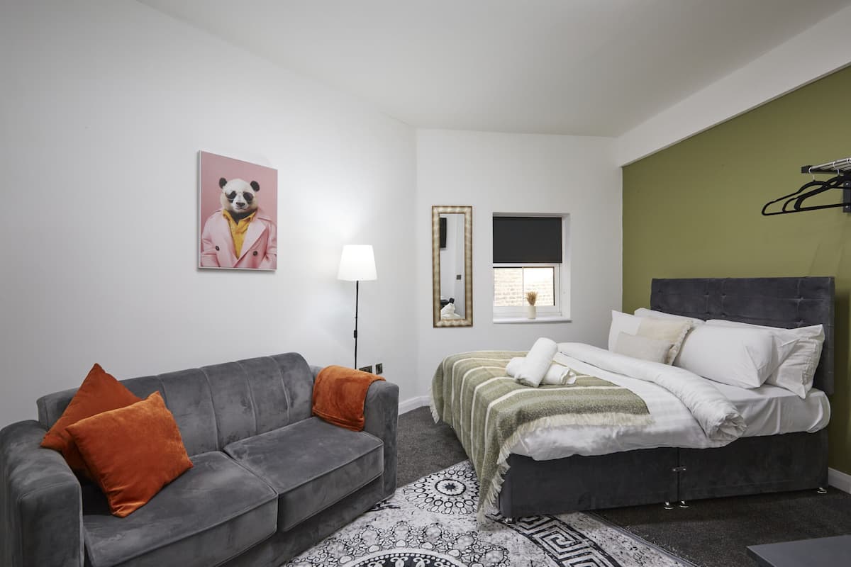 Comfort Studio, Ensuite (In Town Centre) | Miscellaneous