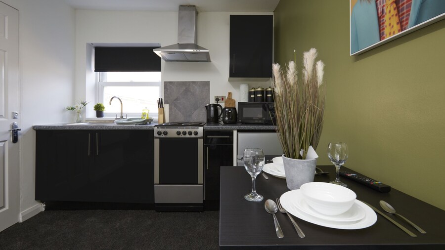 BV Royal Comfy Studiosuite Queensgate Huddersfield