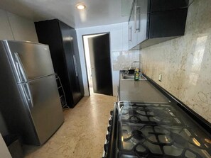 Fridge, microwave, oven, coffee/tea maker