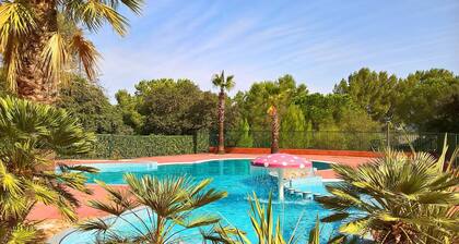 Chalet cosy proche Commerces et Plage!