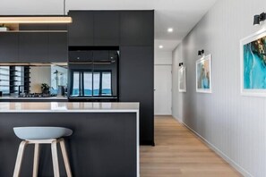 Interior - SPECTACULAR "THREE BAYS" (Coolum Beach)