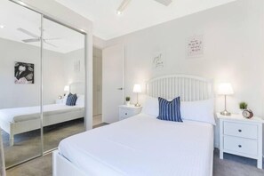 3 Schlafzimmer, Bügeleisen/Bügelbrett, WLAN, Bettwäsche