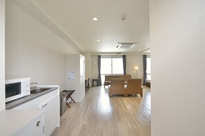Family Room | Desk, free WiFi, bed sheets - HOTEL2020 (Naha)