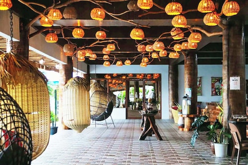 LaSersita Casitas and Water Spa Beach Resort by Cocotel