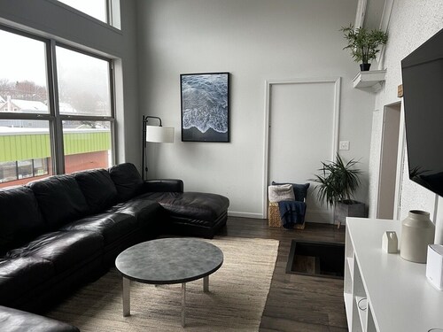 3 bedroom, modern loft style apartment located in downtown Marquette