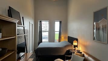 3 chambres, fer et planche à repasser, lit parapluie, Wi-Fi gratuit