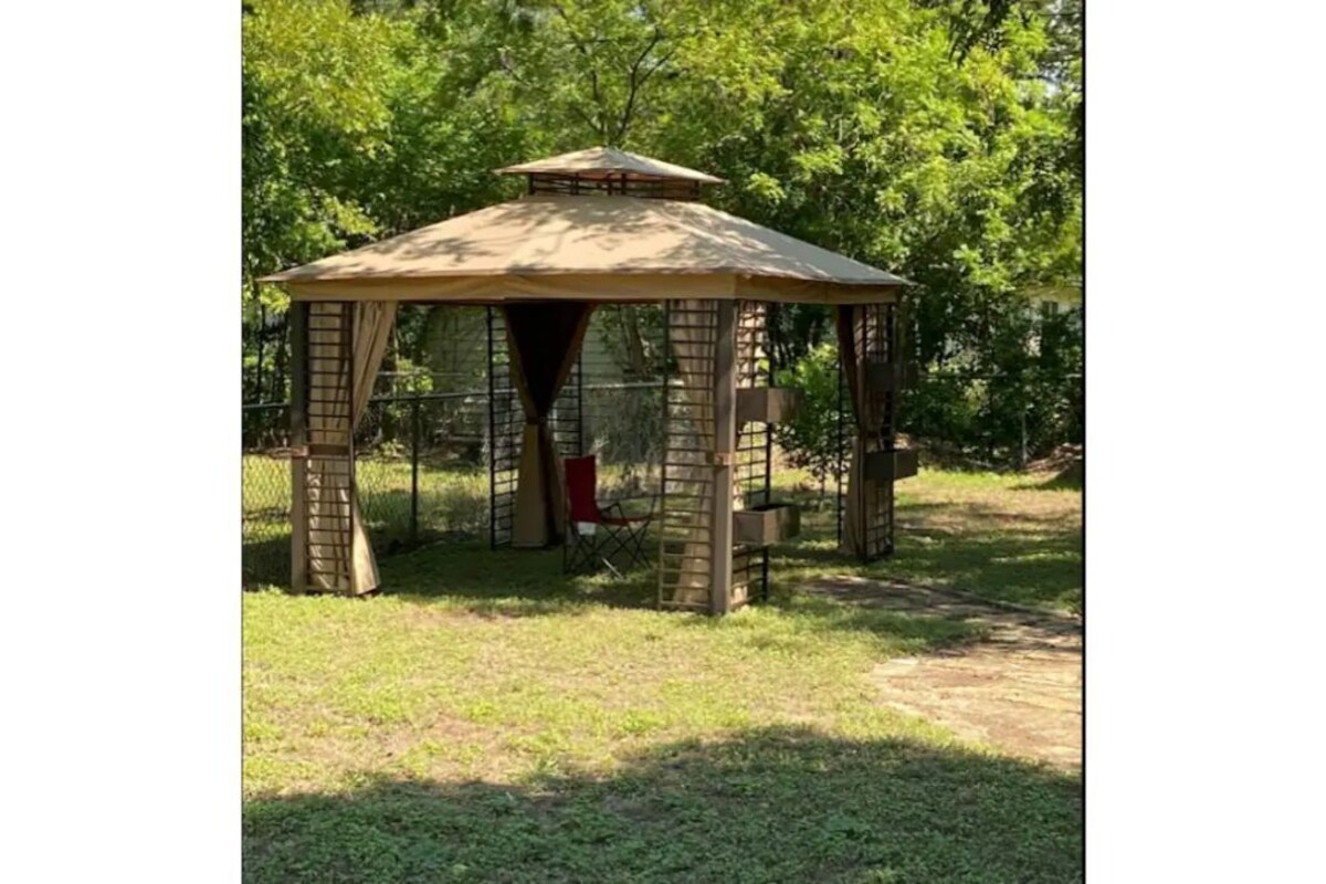 Photo 30 of --LOW HOST FEES-- Minutes to U.T. /Downtown/Domain