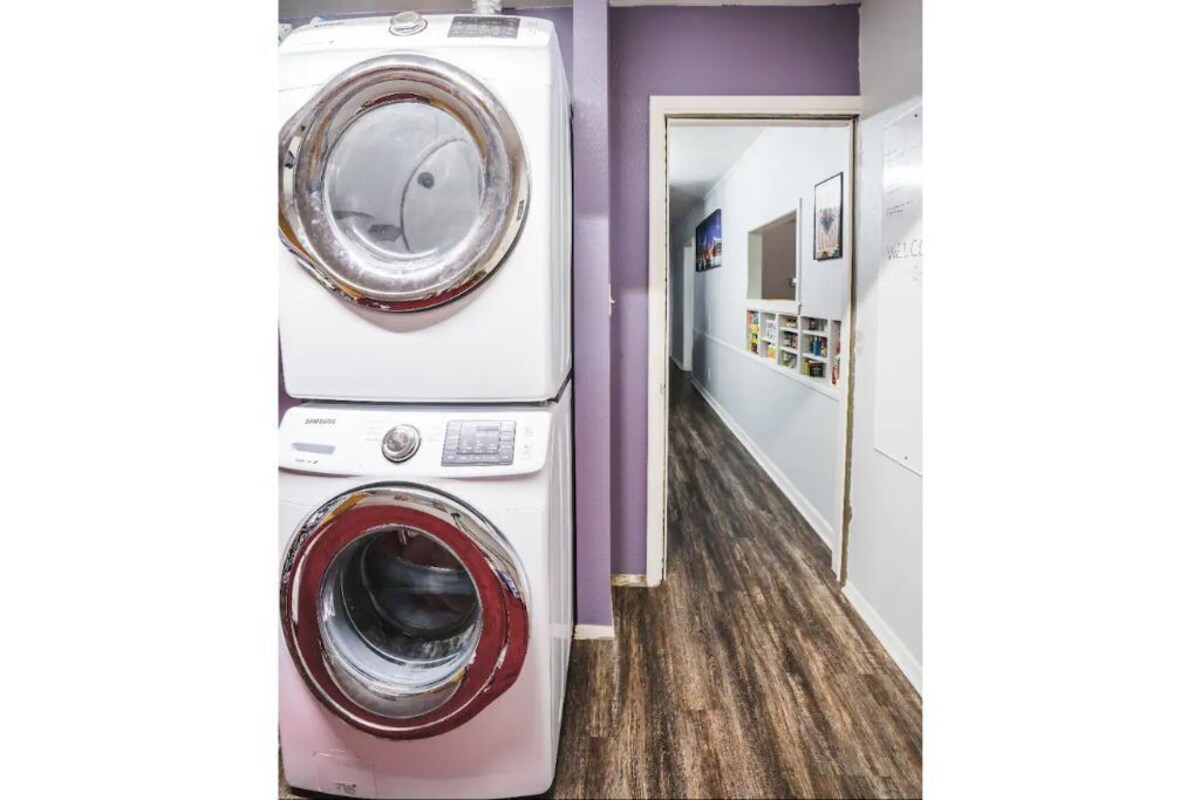 Photo 31 of --LOW HOST FEES-- Minutes to U.T. /Downtown/Domain