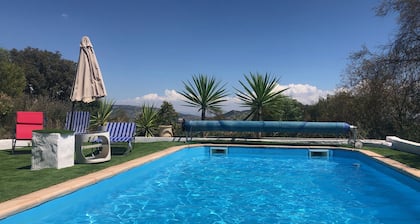 3 Bed Lodge - Sleeps 6 - Pool - Terrace - Parking