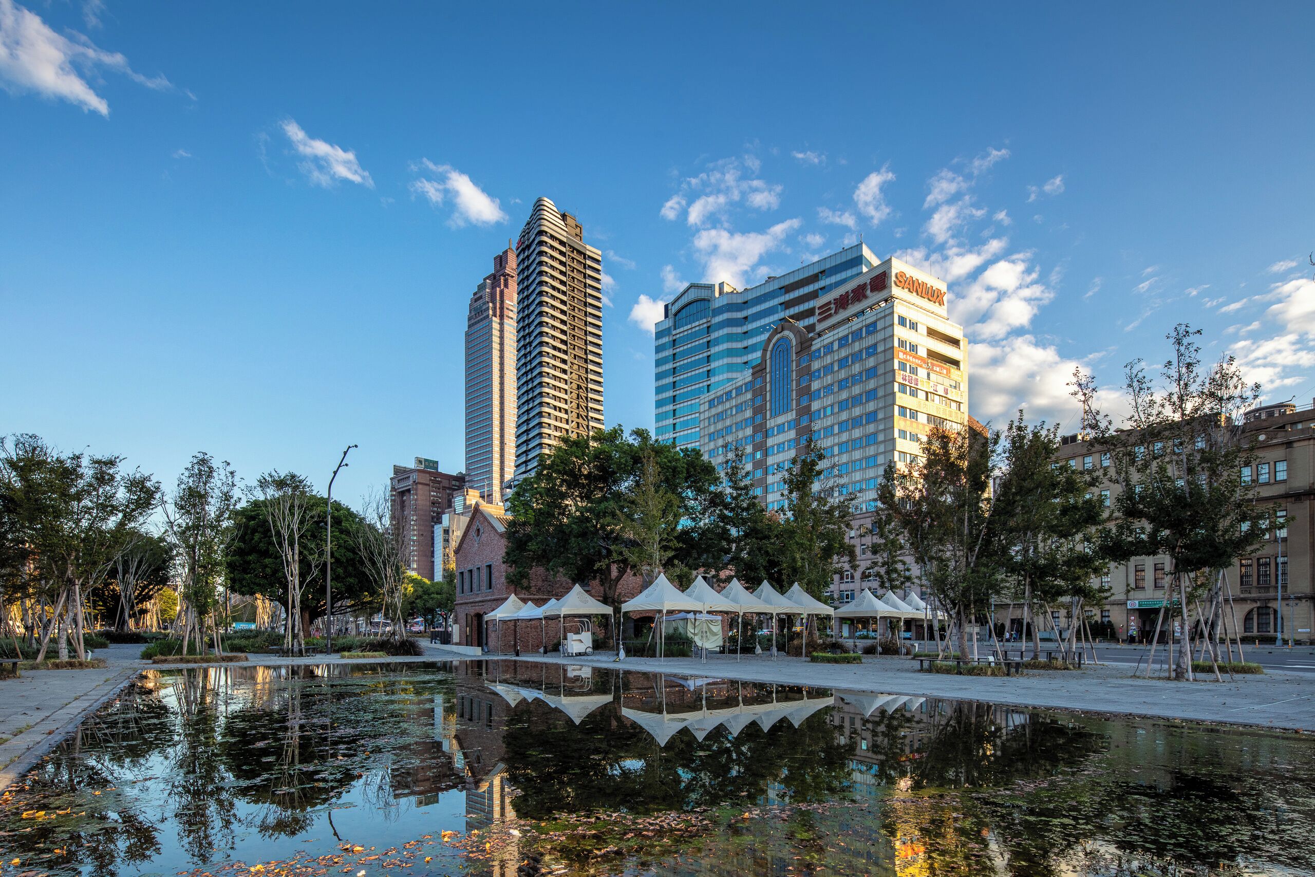 Foto - Roaders Plus Hotel - Theme