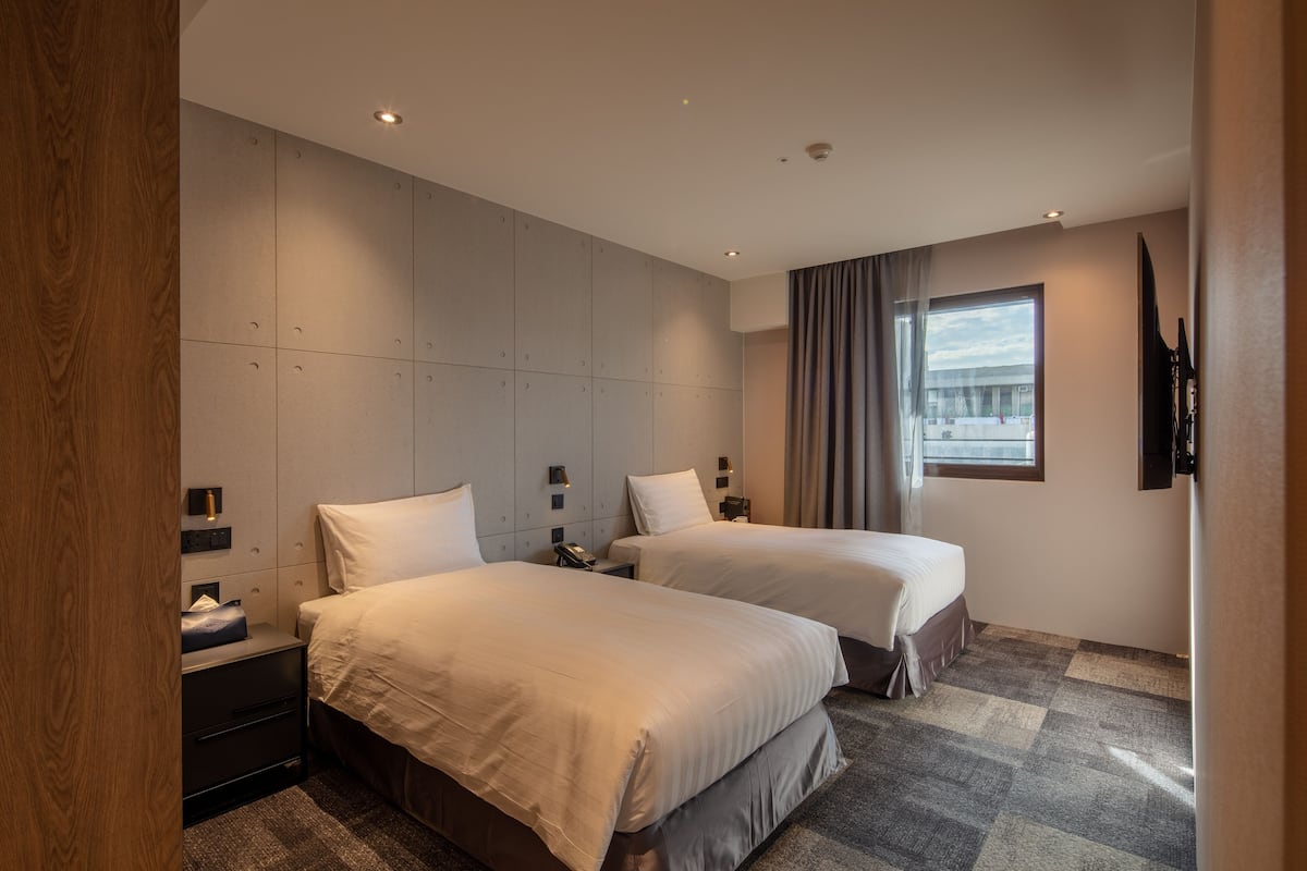 Premium Twin kamer | 1 slaapkamer, een minibar, een kluis op de kamer, een bureau
