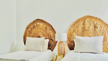 2 bedrooms