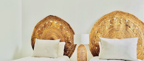 2 bedrooms