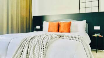 1 slaapkamer, een strijkplank/strijkijzer, wifi, beddengoed